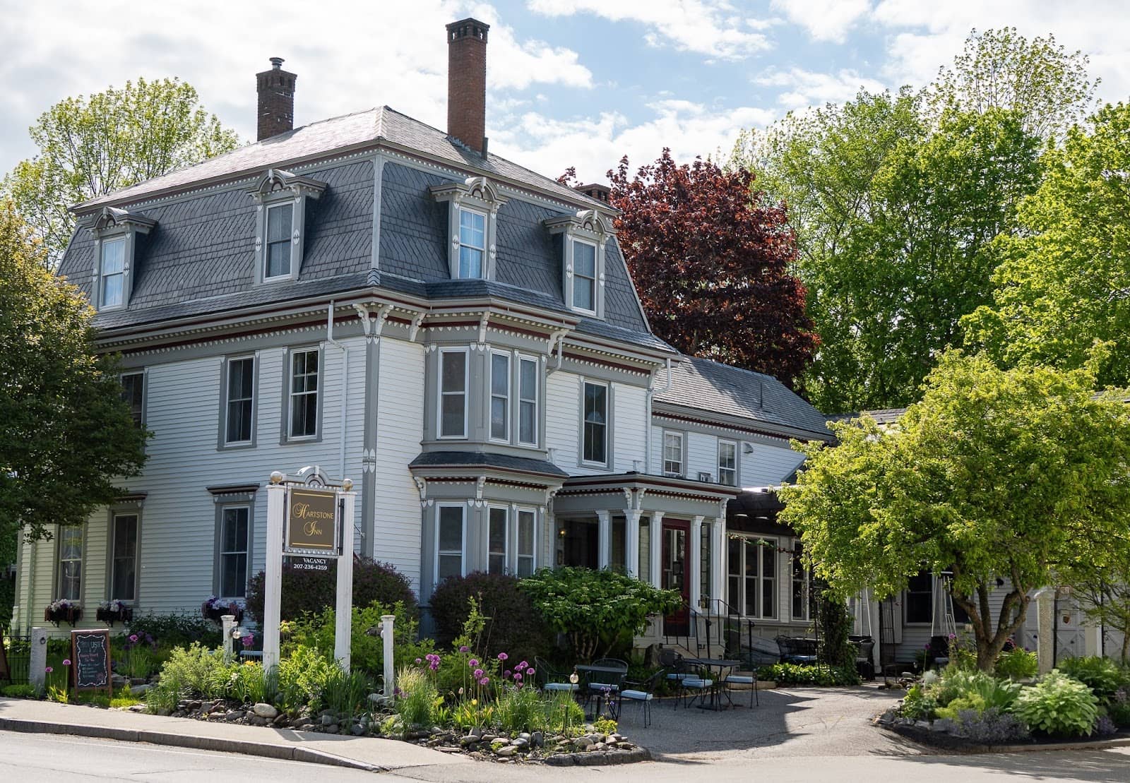 Hartstone Inn
