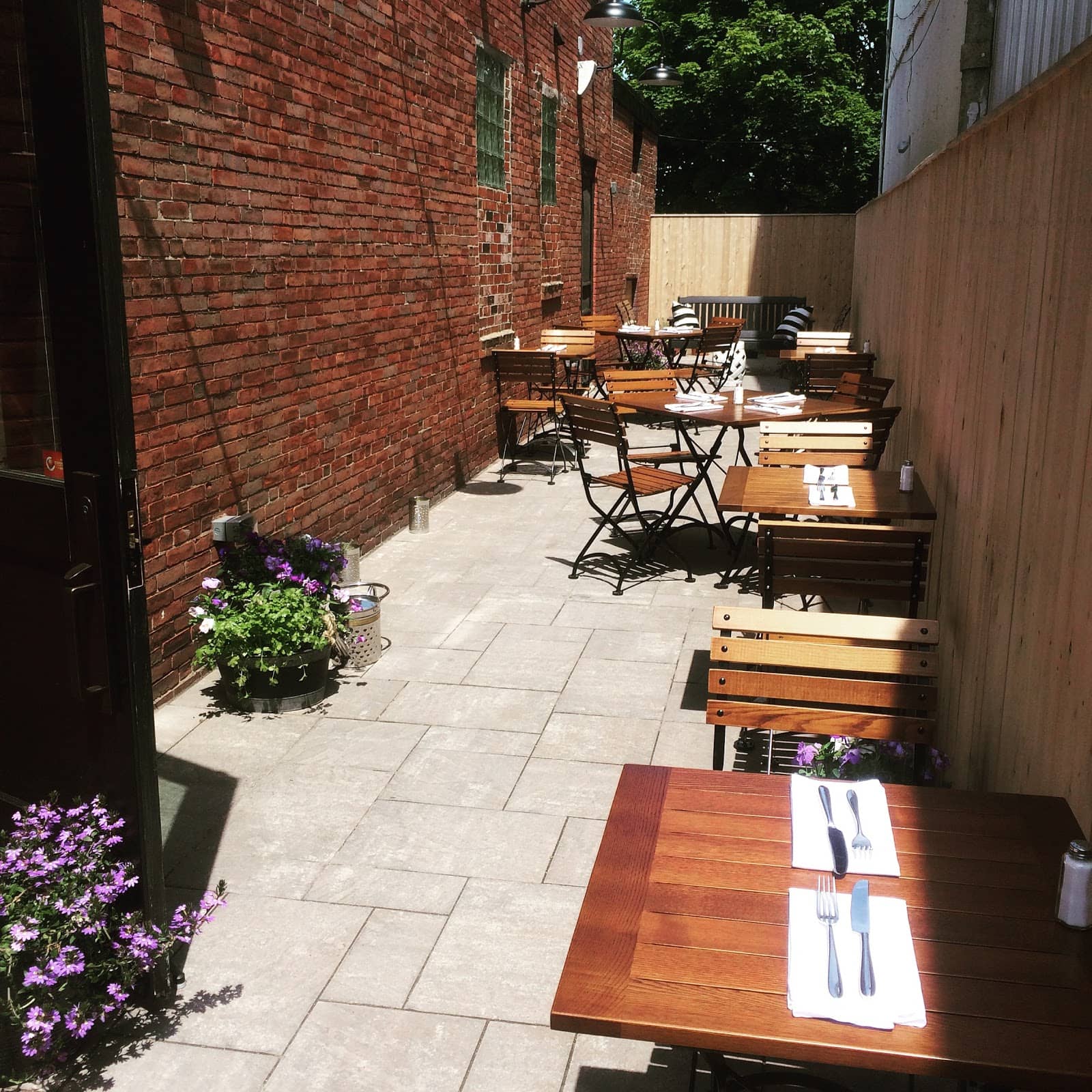 Isa Bistro