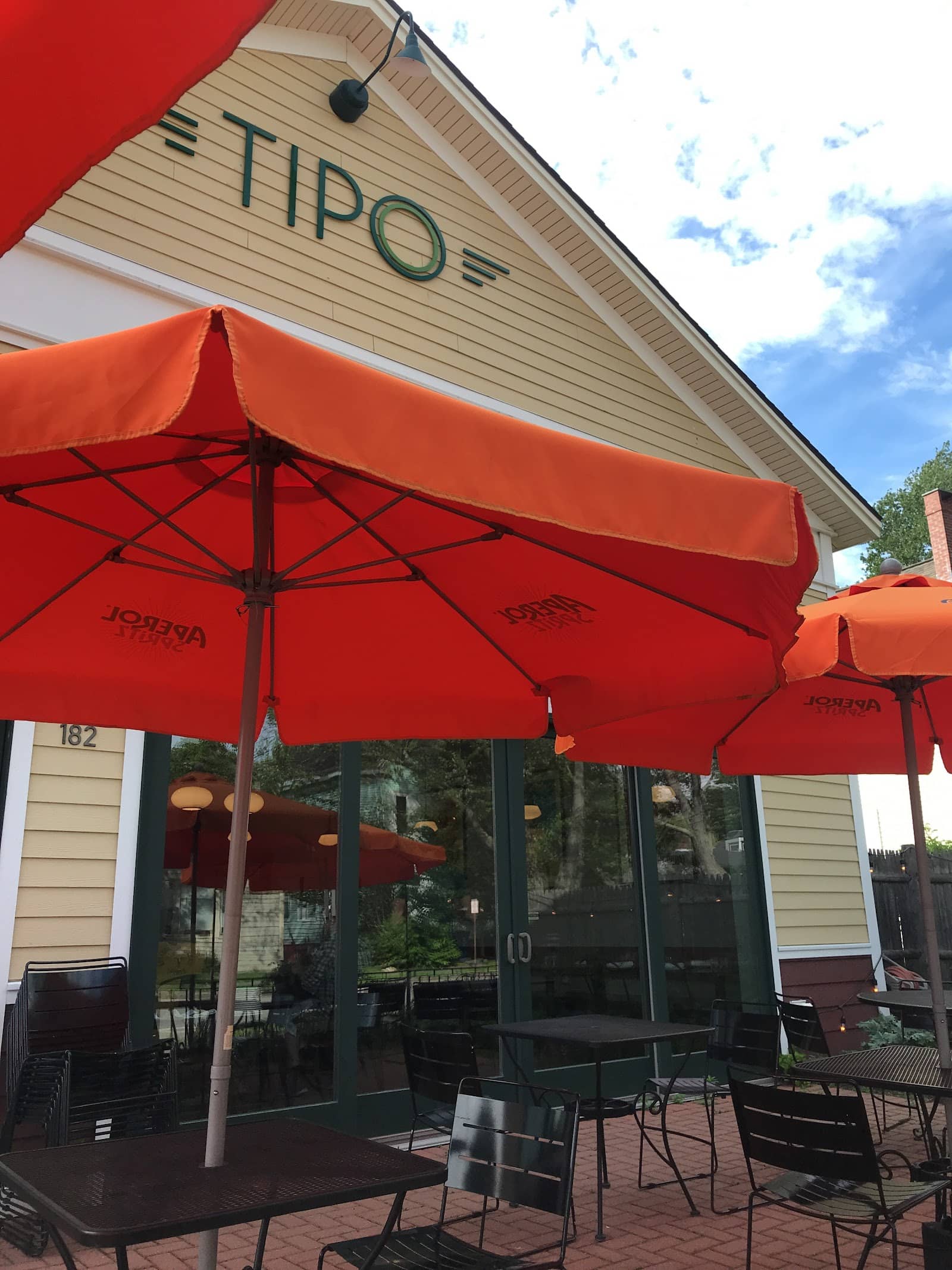 Tipo Restaurant