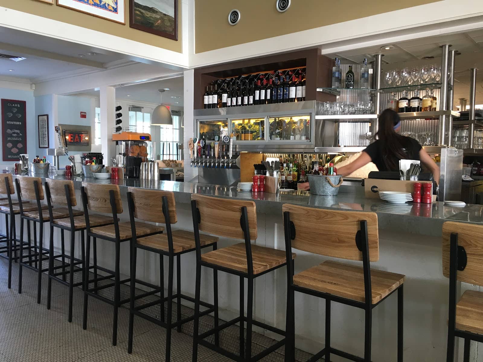 Robert's Maine Grill