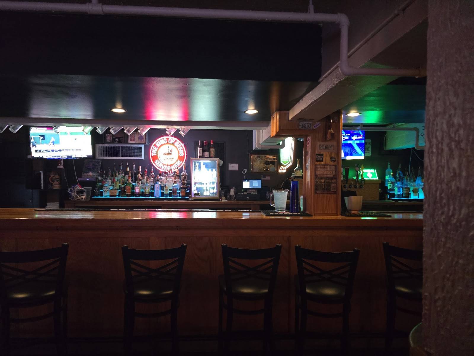 Benjamin's Restaurant & Pub