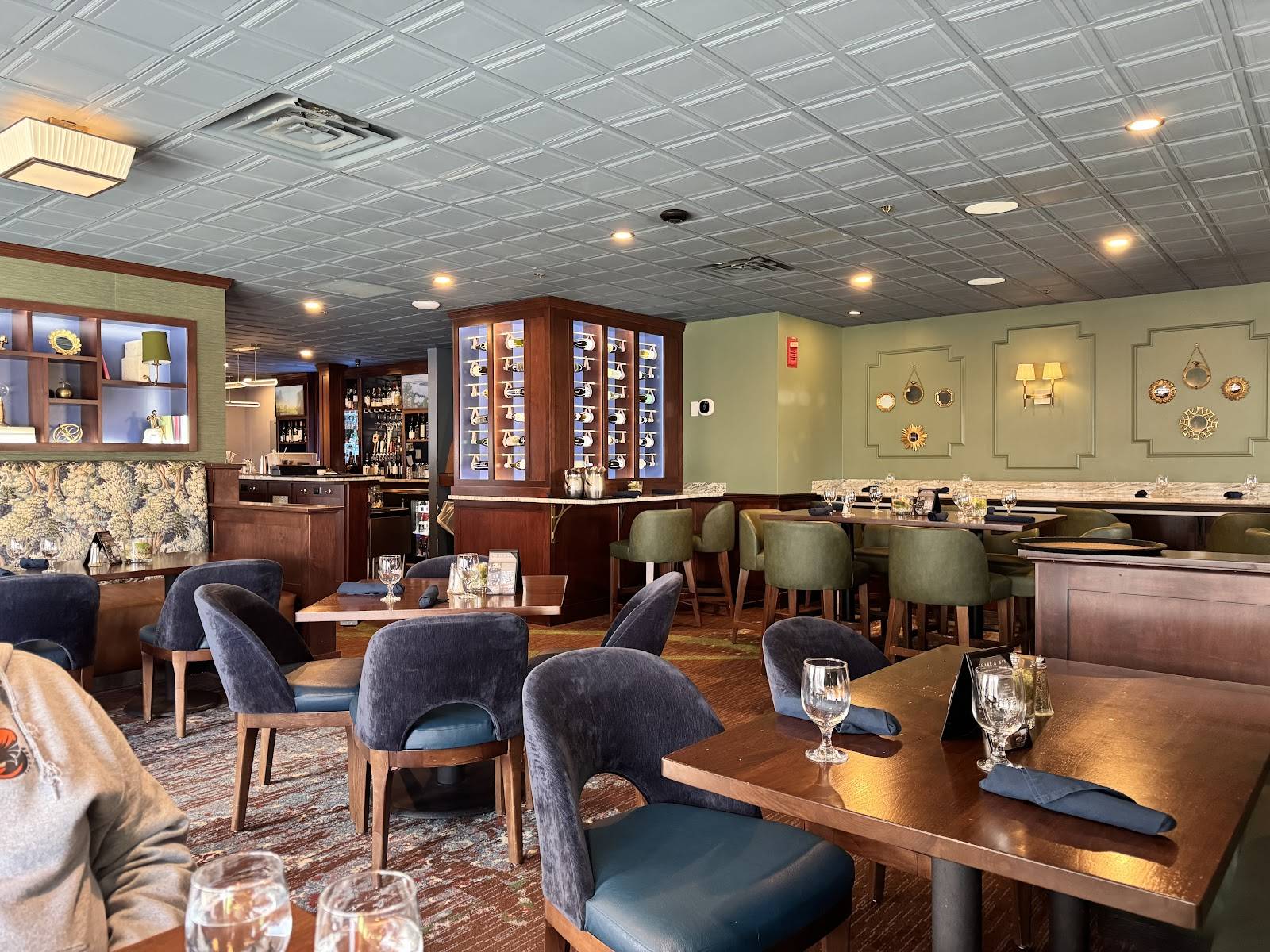 Porter Kitchen + Bar