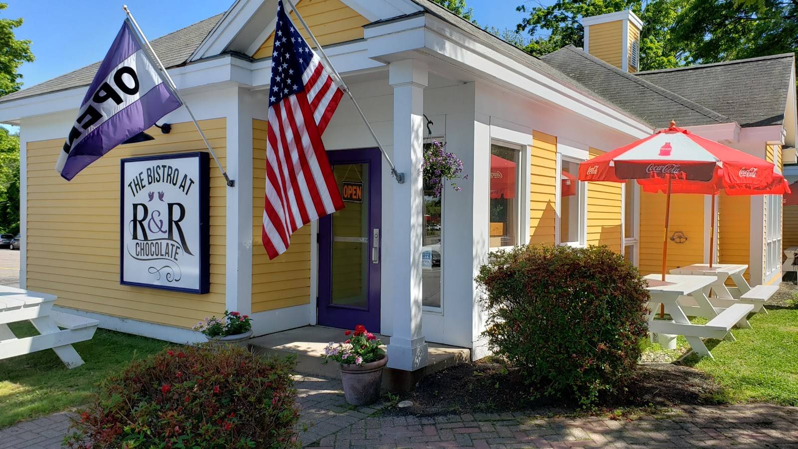 The Bistro at R&R Chocolate