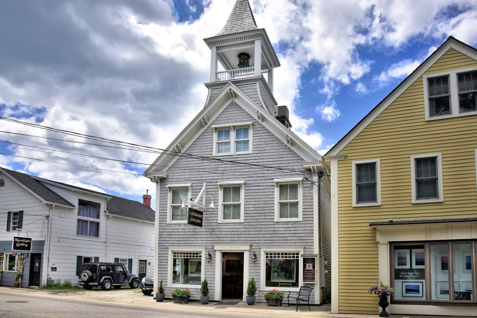 Landmark Gallery