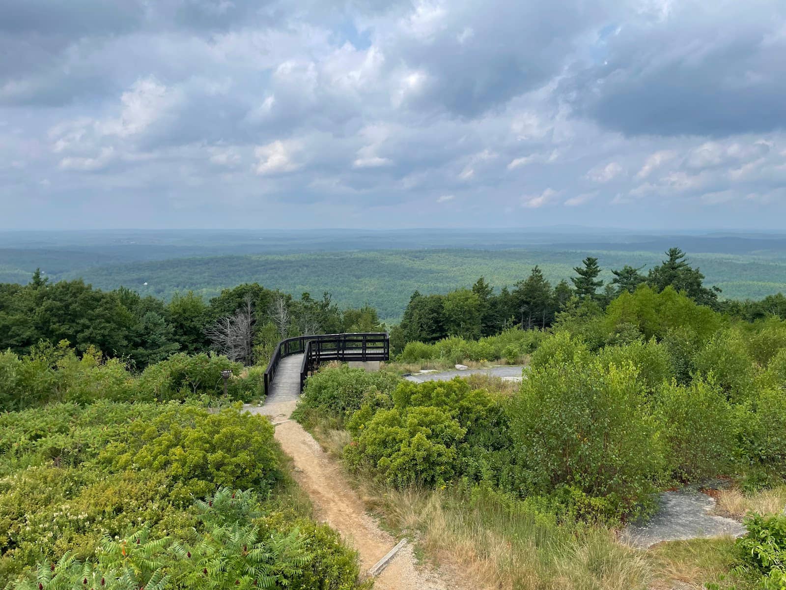 Mount Agamenticus Trailhead and Parking