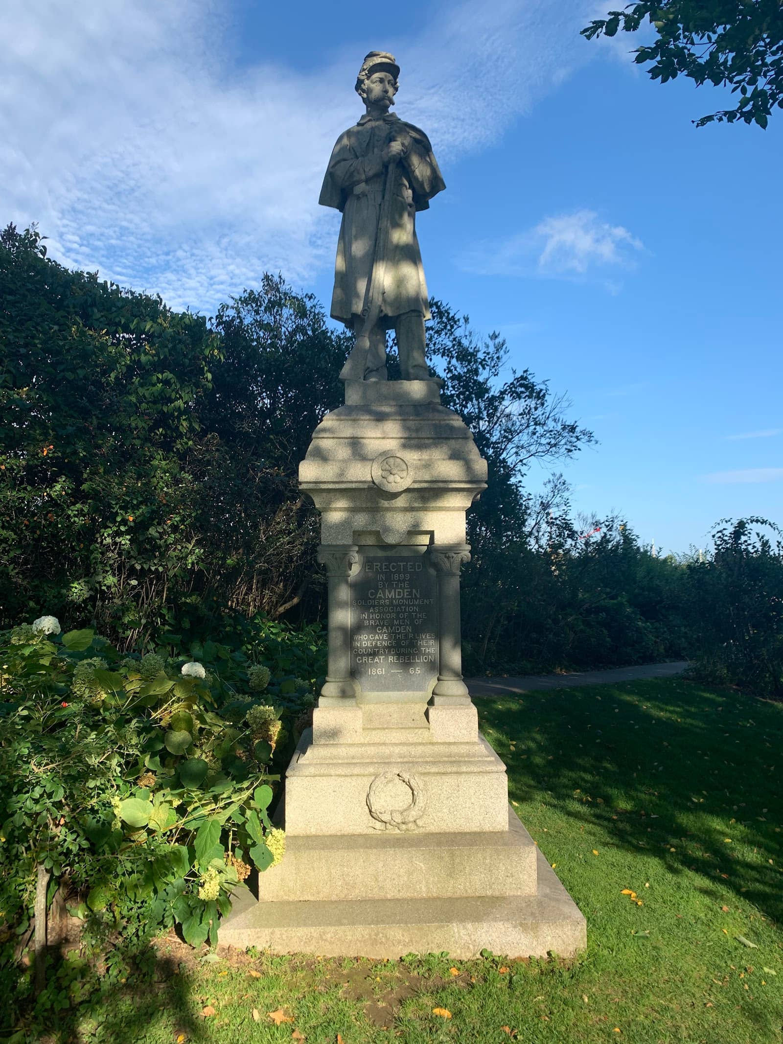 Soldiers Monument