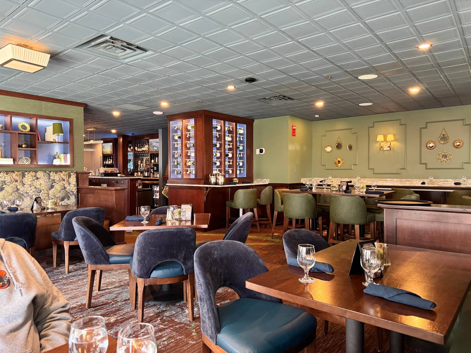 Porter Kitchen + Bar