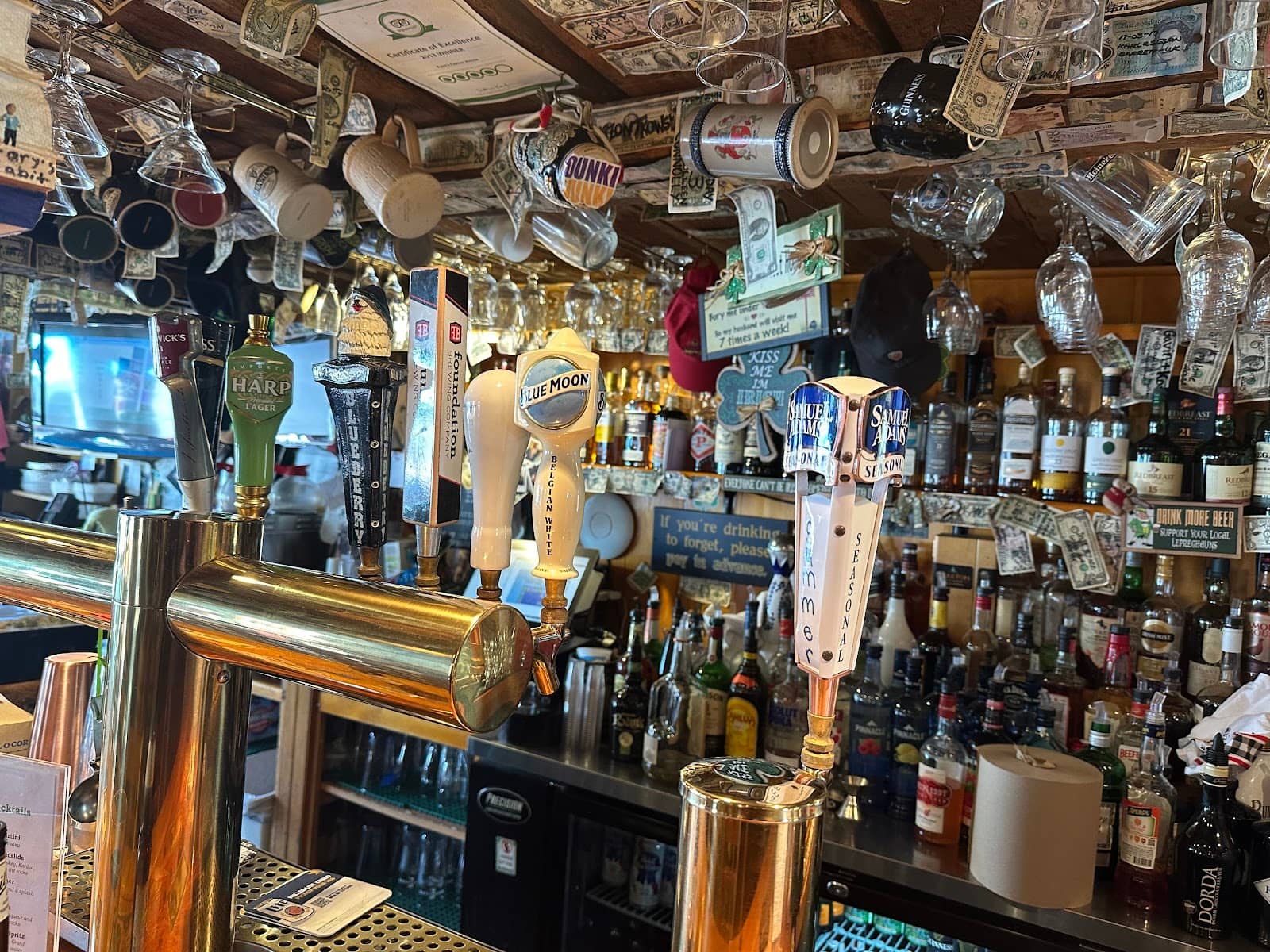 Ryan's Corner House Irish Pub