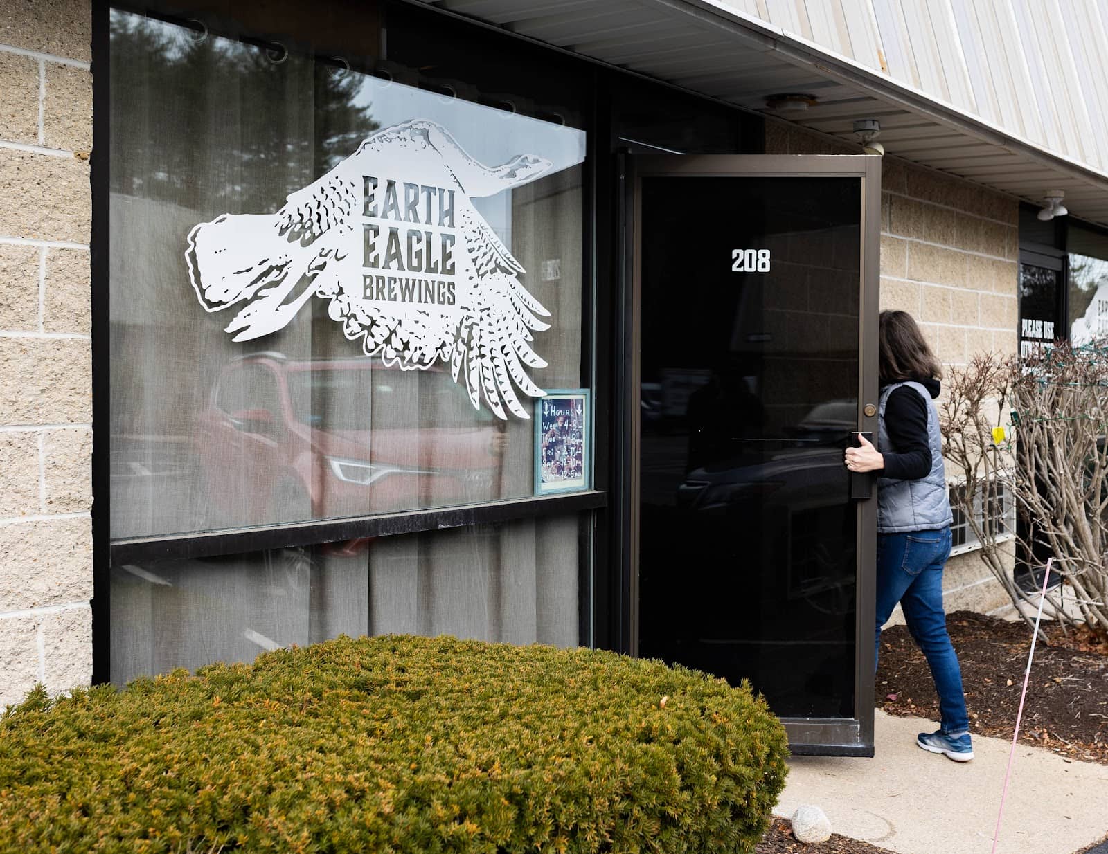 Earth Eagle Tavern - North