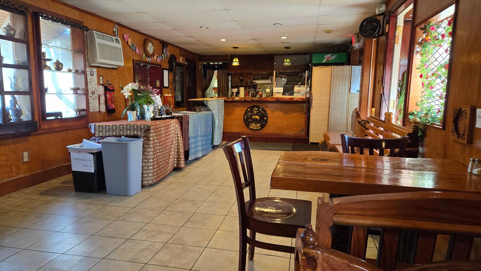 Bua Thai Restaurant
