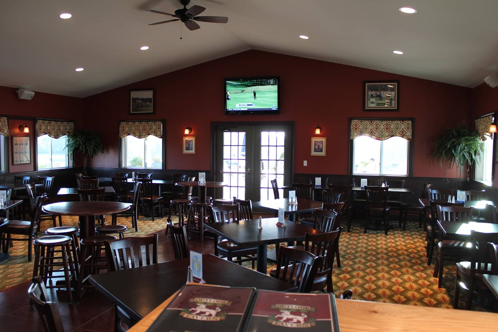 Outlook Tavern & Patio Restaurant