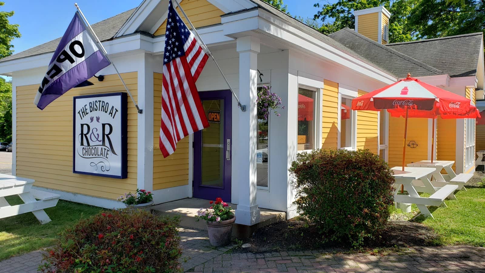 The Bistro at R&R Chocolate