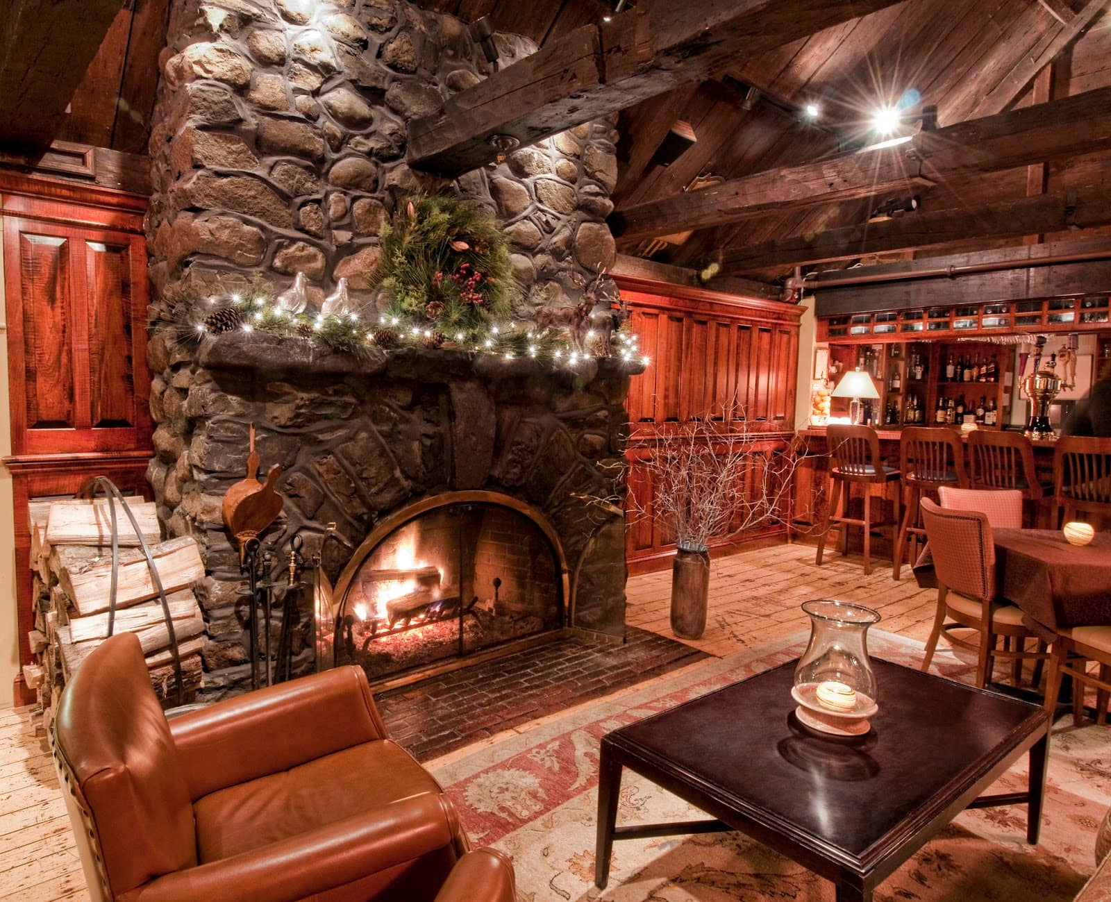 1637 Restaurant at York Harbor Inn