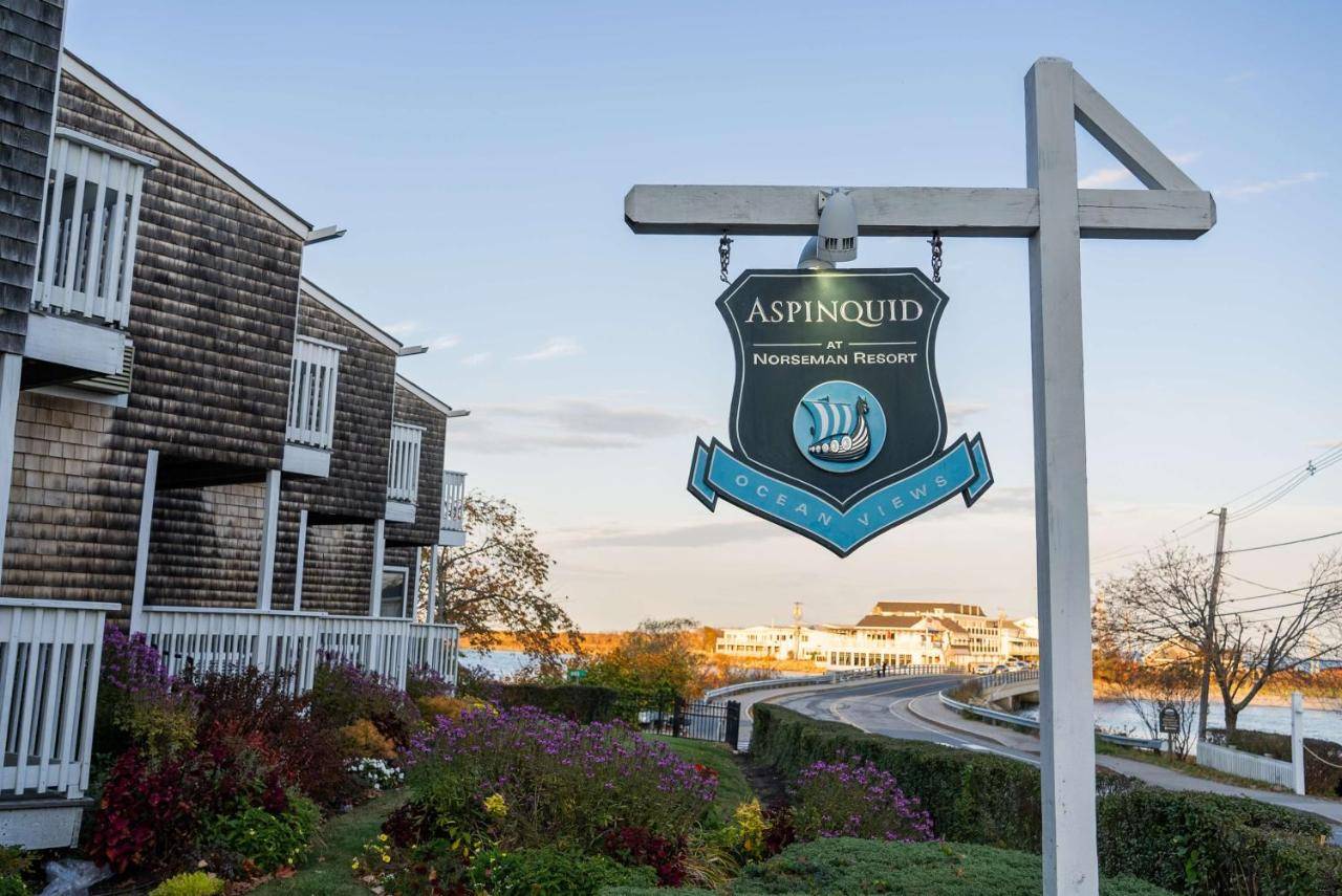 a sign for anantown on the side of a street at Aspinquid Resort in Ogunquit