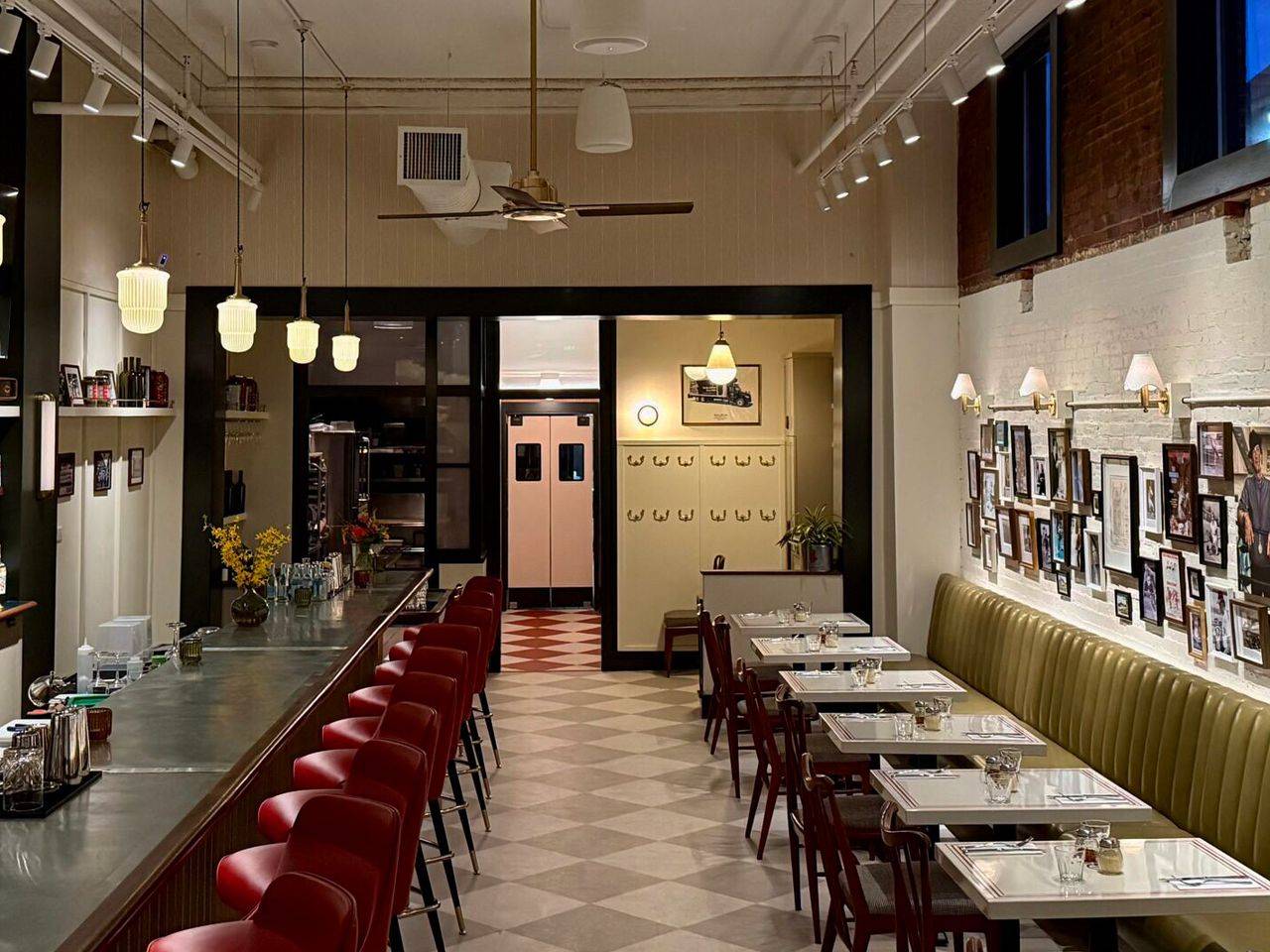 Benny's Interior