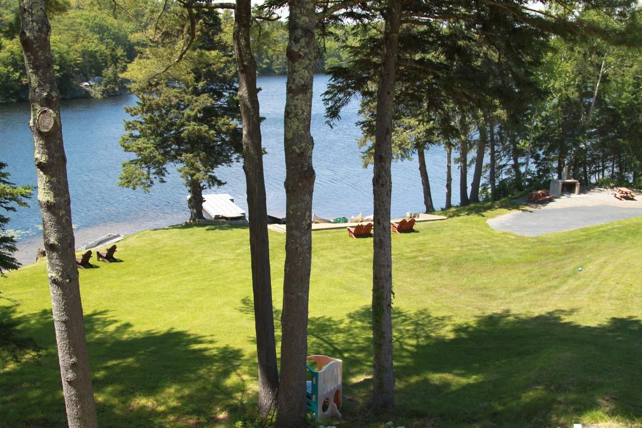 Beach Cove Waterfront Inn — Boothbay Harbor Hotels —