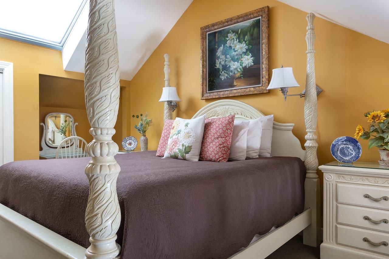 Hartstone Inn & Hideaway — Camden Hotels —