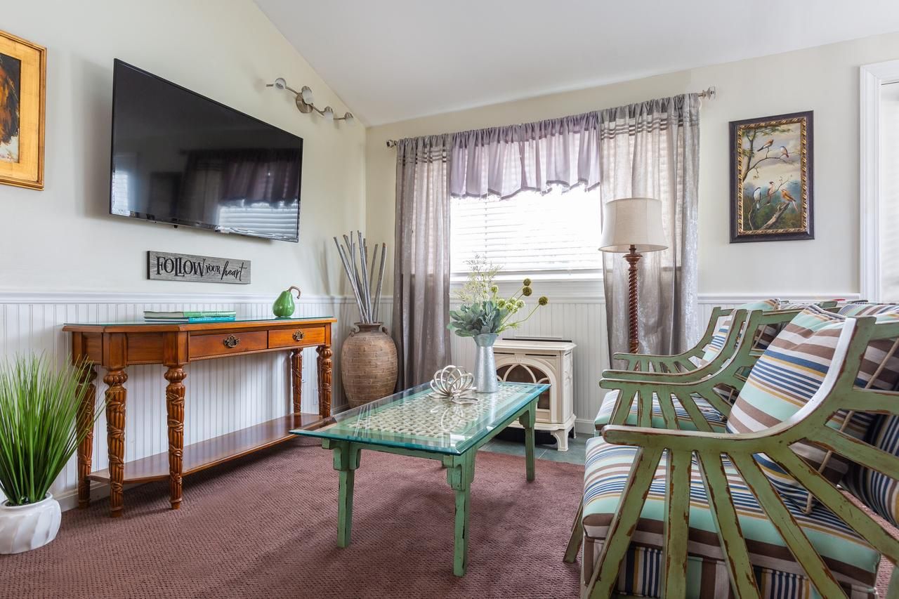 Hartstone Inn & Hideaway — Camden Hotels —