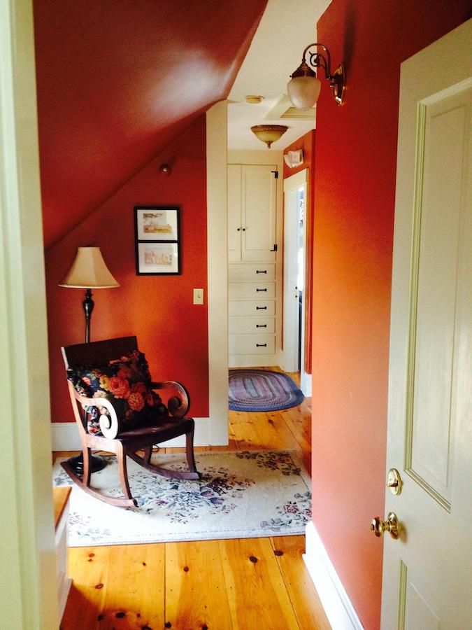 James Place Inn Bed and Breakfast — Freeport Hotels —