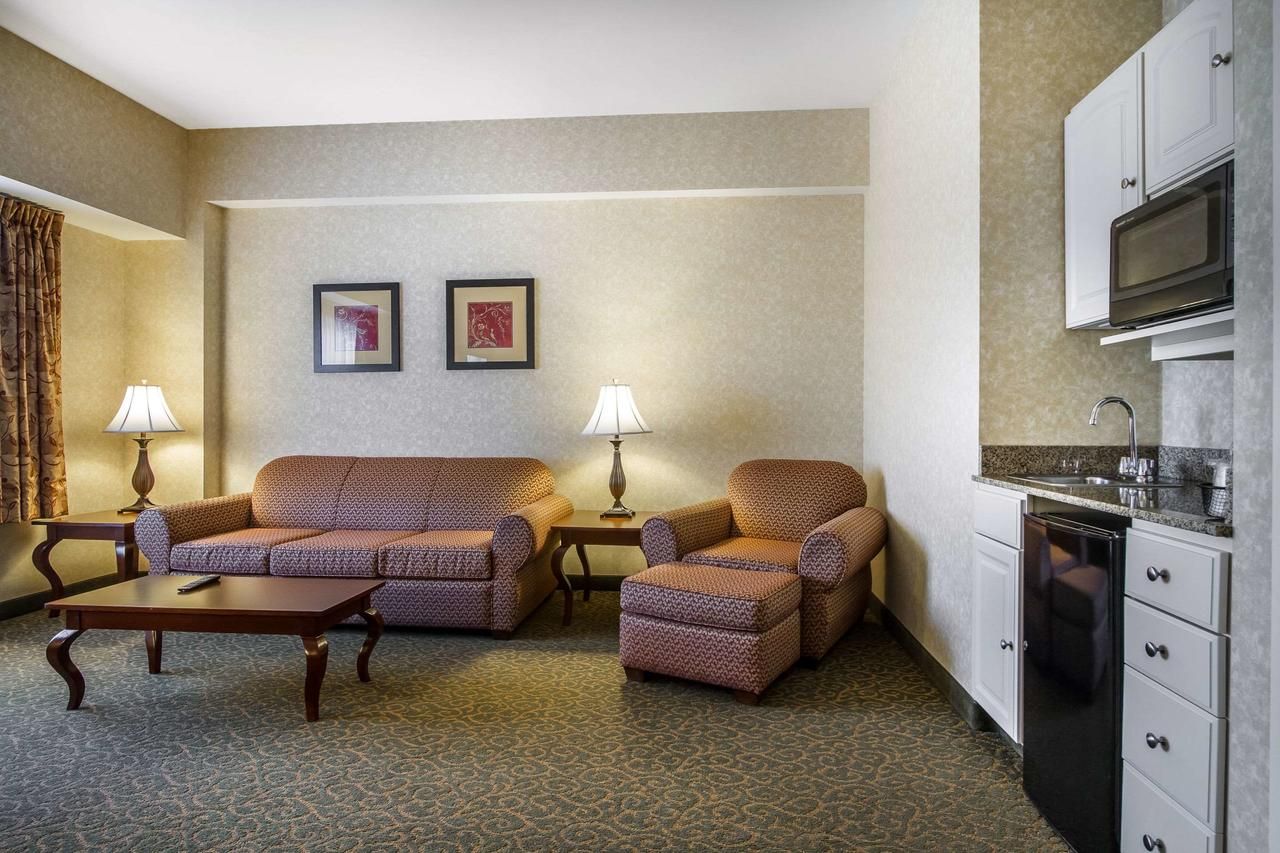 Quality Inn & Suites Evergreen Hotel — Augusta Hotels — Maine.com