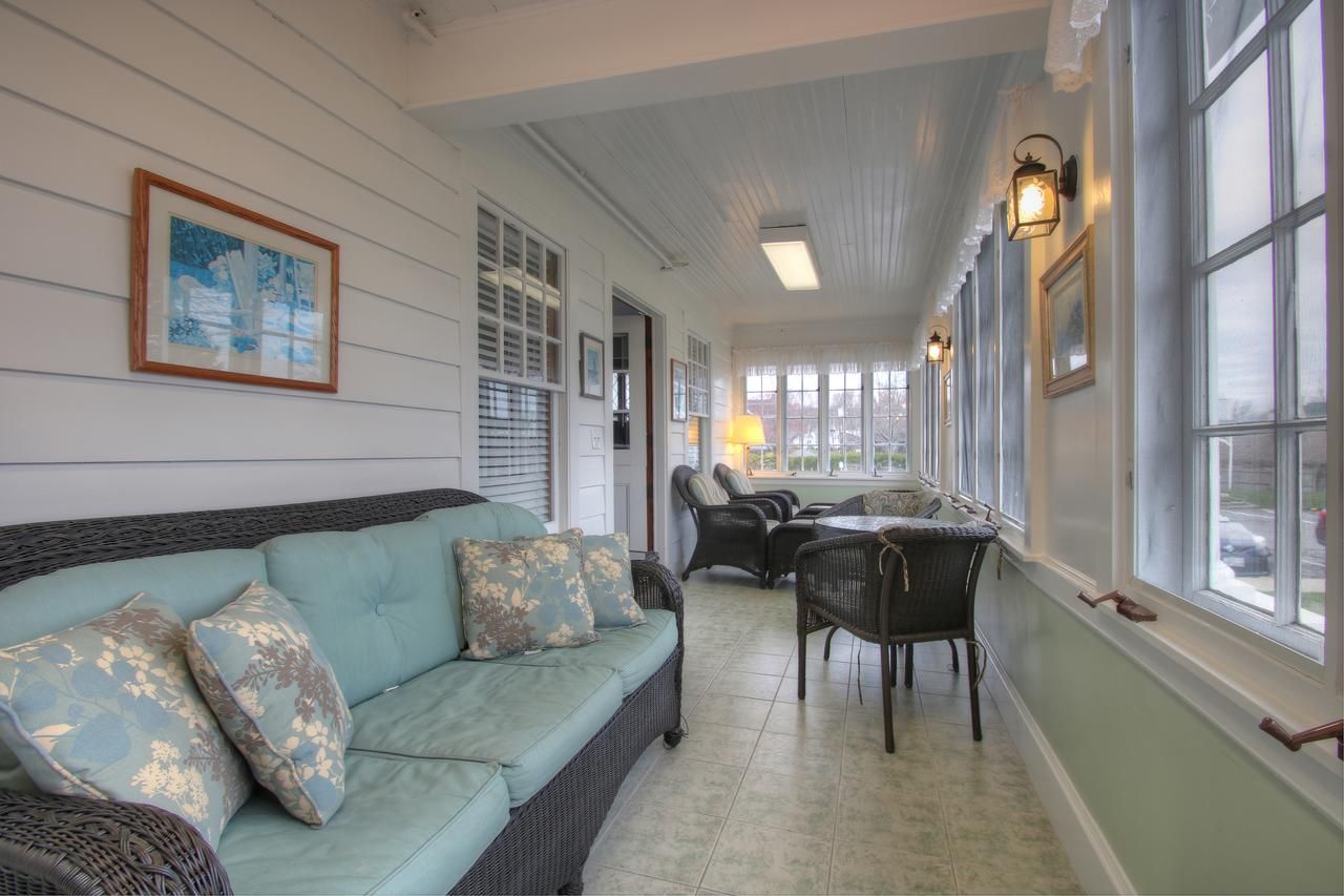 Terrace By The Sea — Ogunquit Hotels —