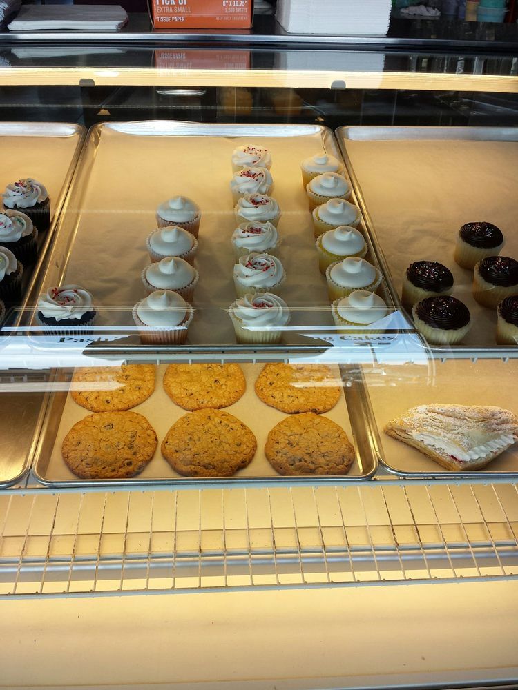 Cakes Extraordinaire — Portland Restaurants —