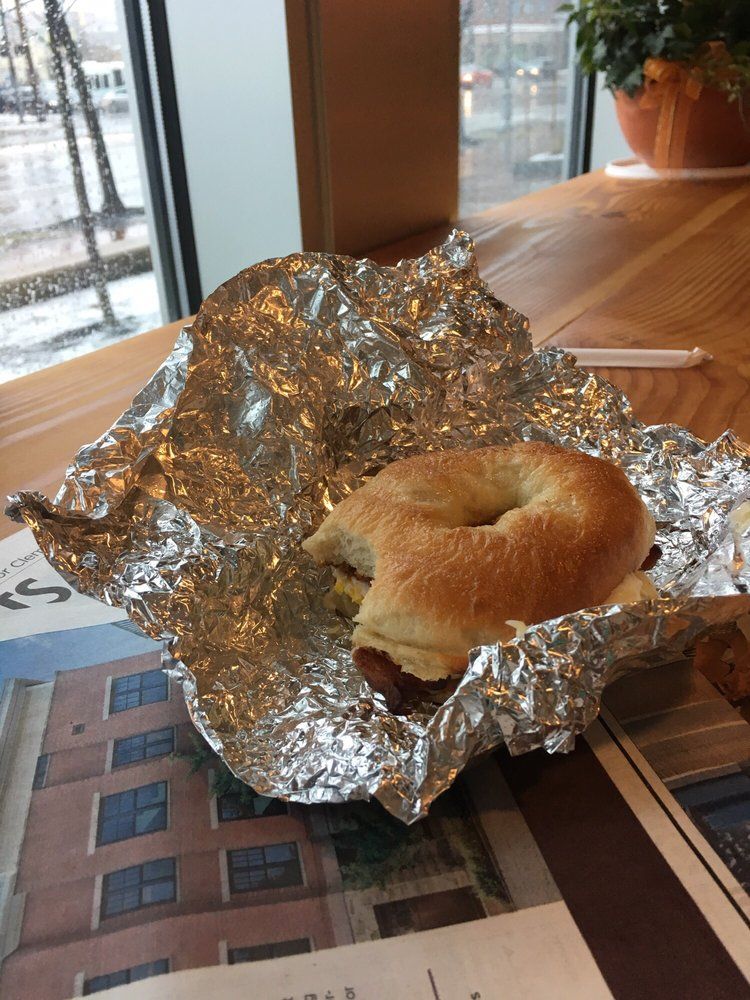 Tally's Kitchen at Bayside — Portland Restaurants —